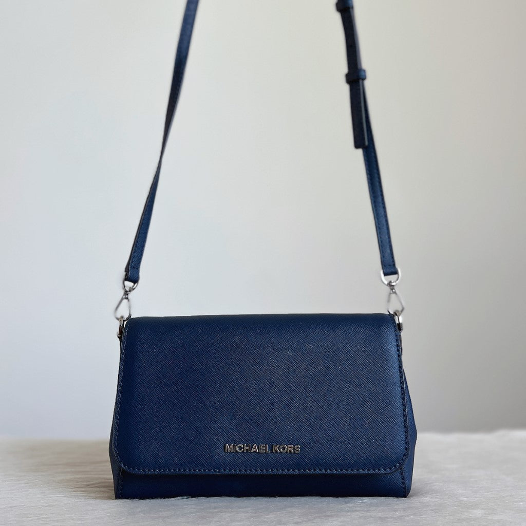 Michael Kors Navy Saffiano Leather Front Logo Crossbody Shoulder Bag Excellent