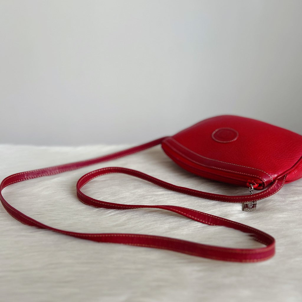 Gucci Red Leather Front Logo Small Crossbody Shoulder Bag