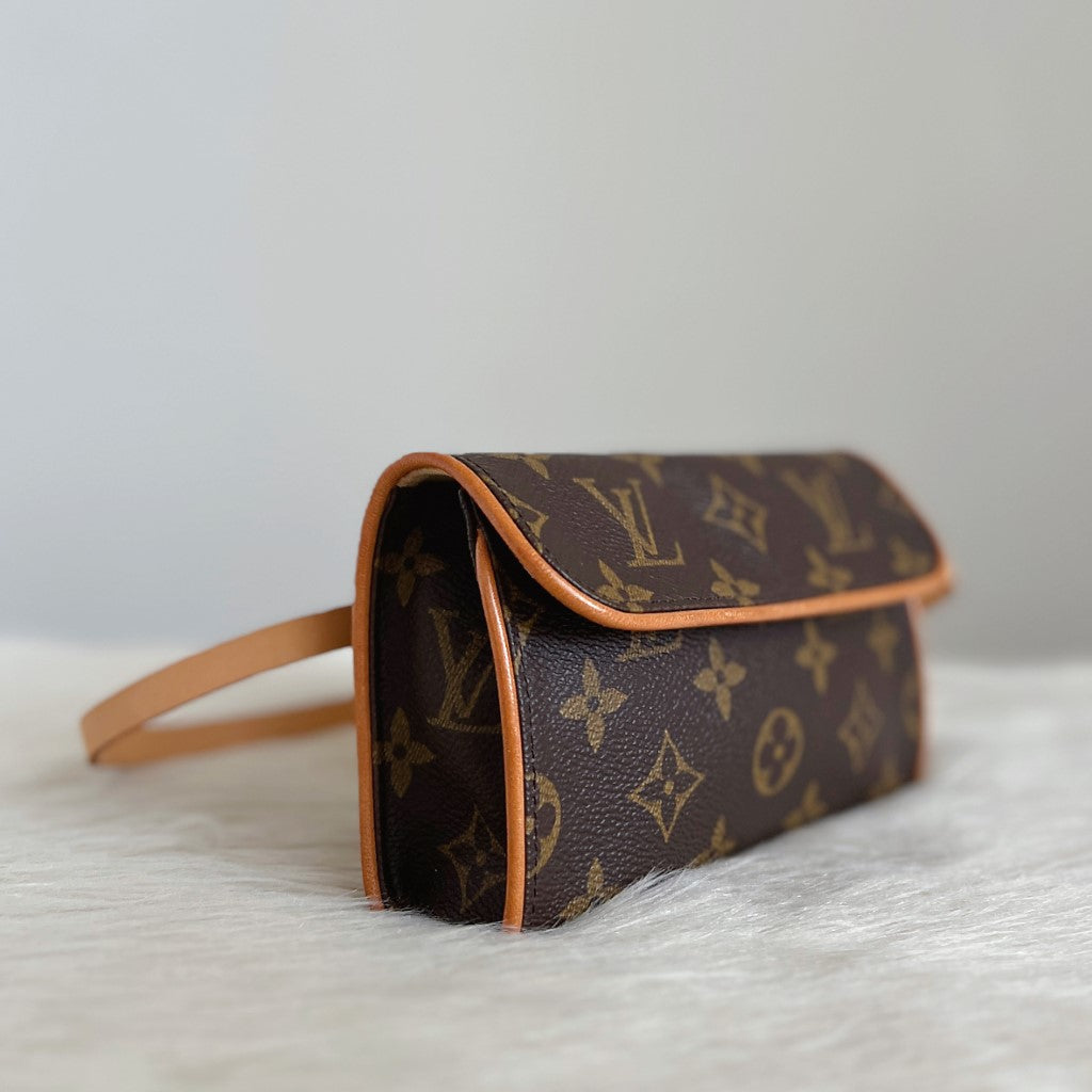 Louis Vuitton Signature Monogram Waist Pouch Excellent