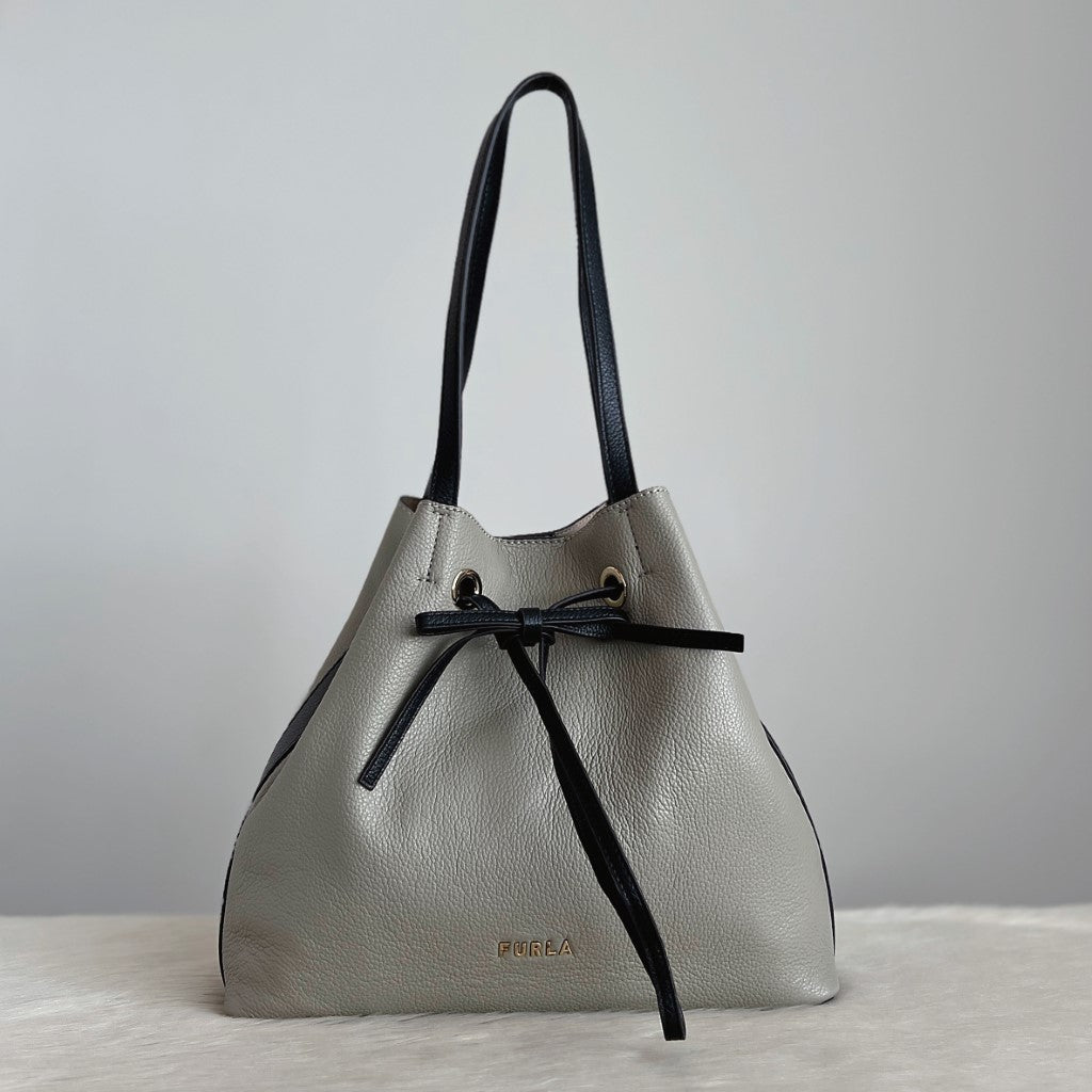 Furla Two Tone Leather Drawstring Bucket Shoulder Bag Excellent