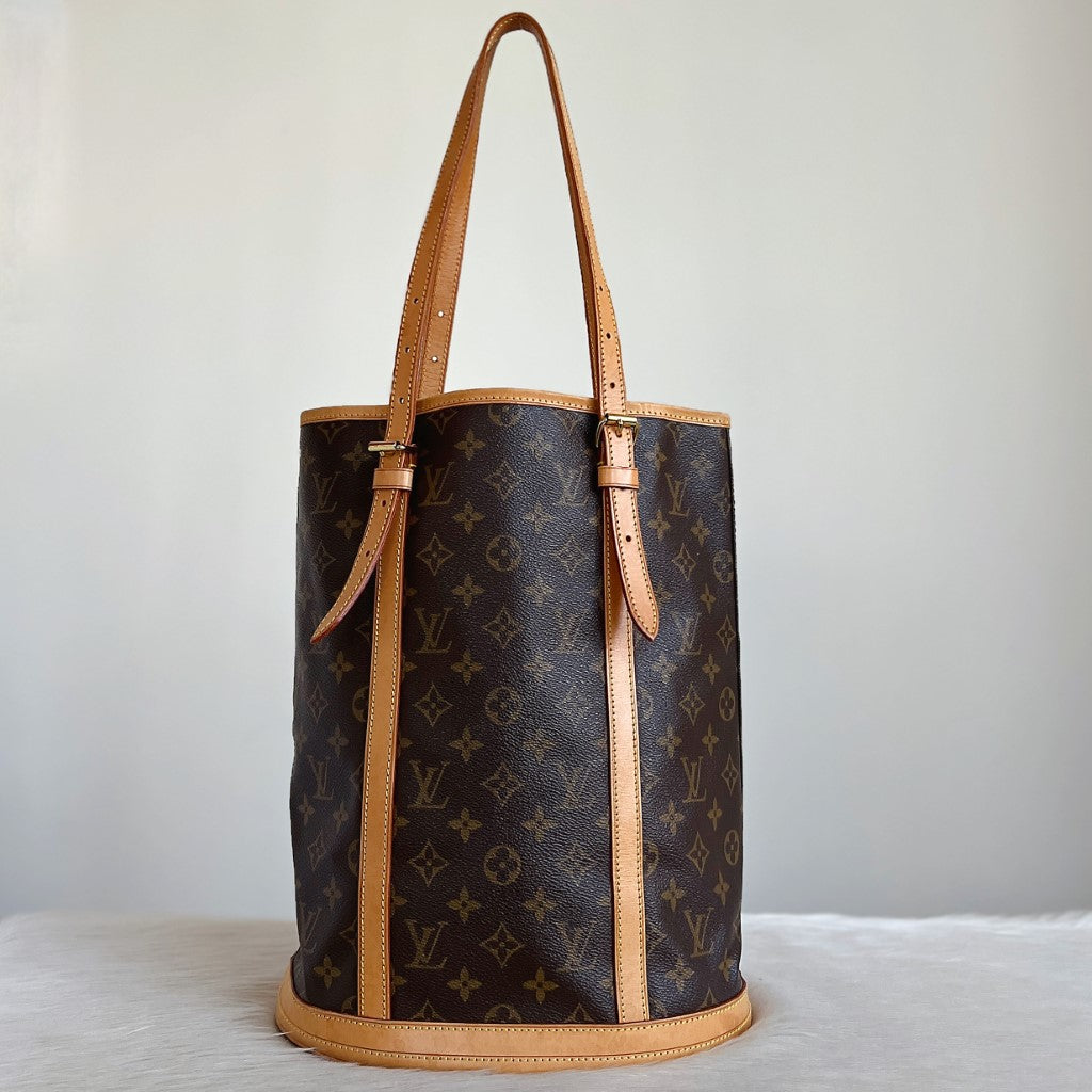 Louis Vuitton Signature Monogram Bucket GM Shoulder Bag