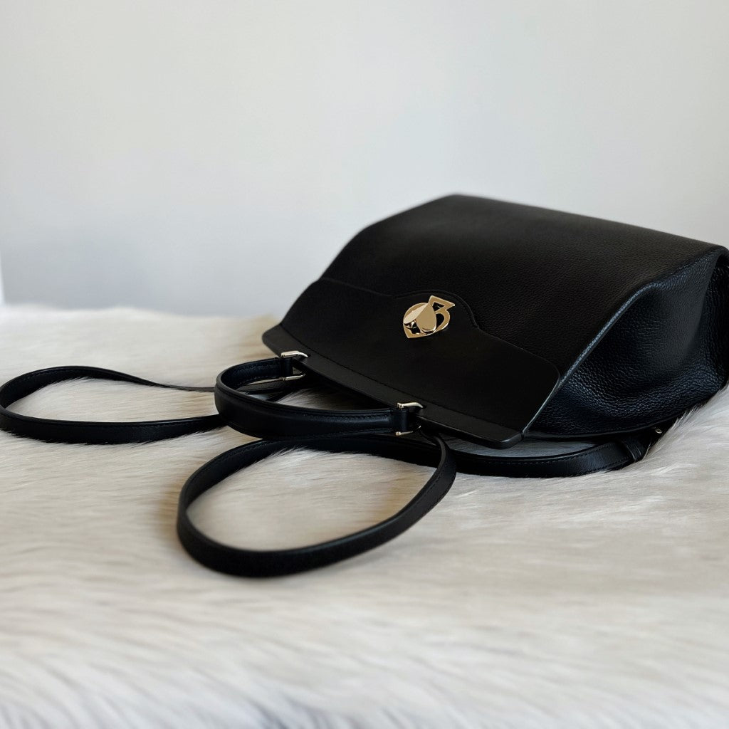 Kate Spade Black Leather Heart Turn Lock Backpack Like New