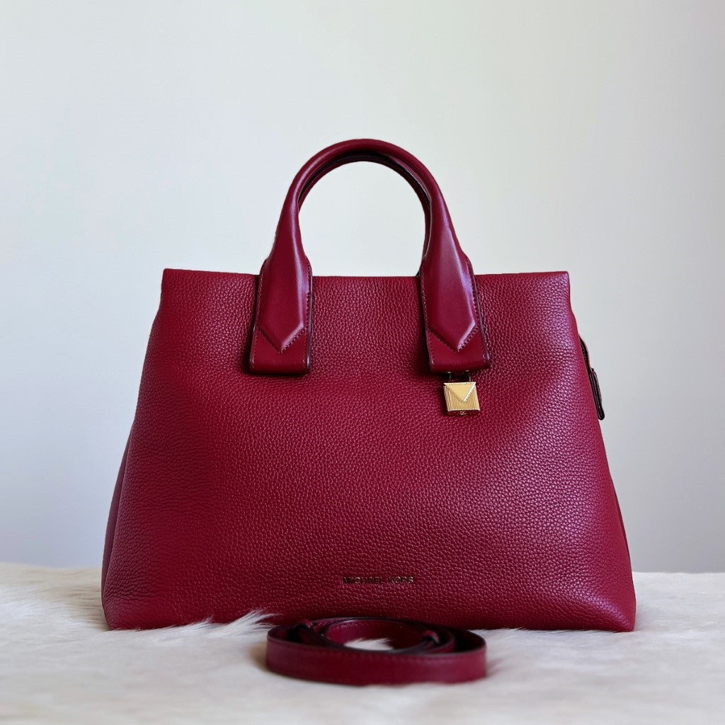 Michael Kors Maroon Leather Charm Detail 2 Way Shoulder Bag Excellent