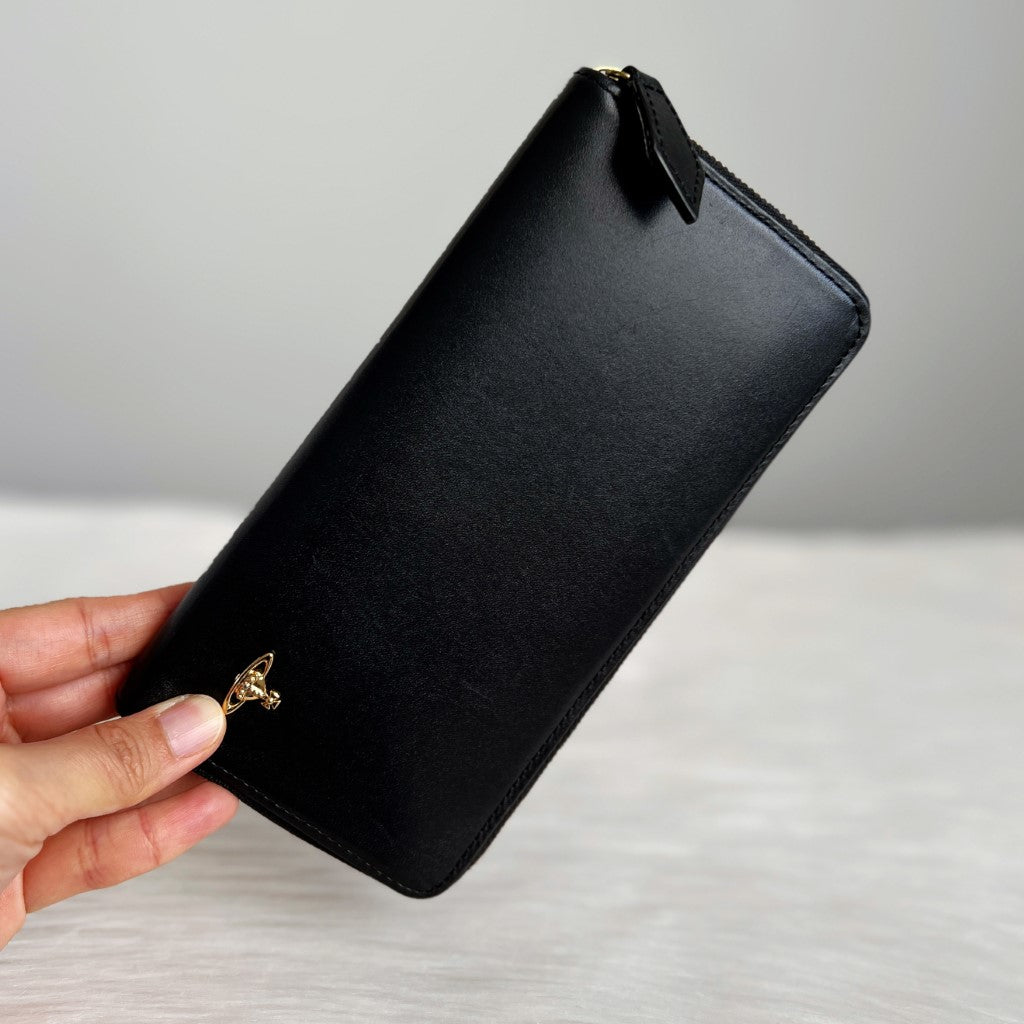Vivienne Westwood Black Leather Zipped Compartment Long Wallet Excellent