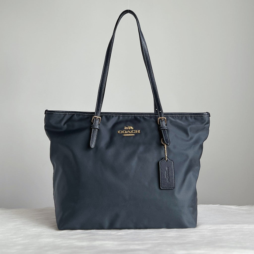 Coach Dark Grey Leather Trim Front Logo Carryall Shoulder Bag Like New