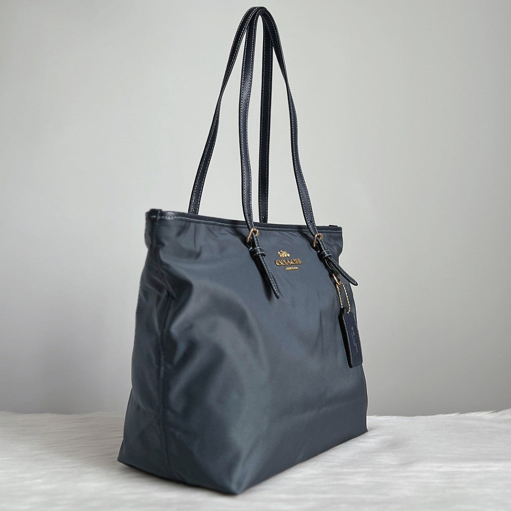 Coach Dark Grey Leather Trim Front Logo Carryall Shoulder Bag Like New