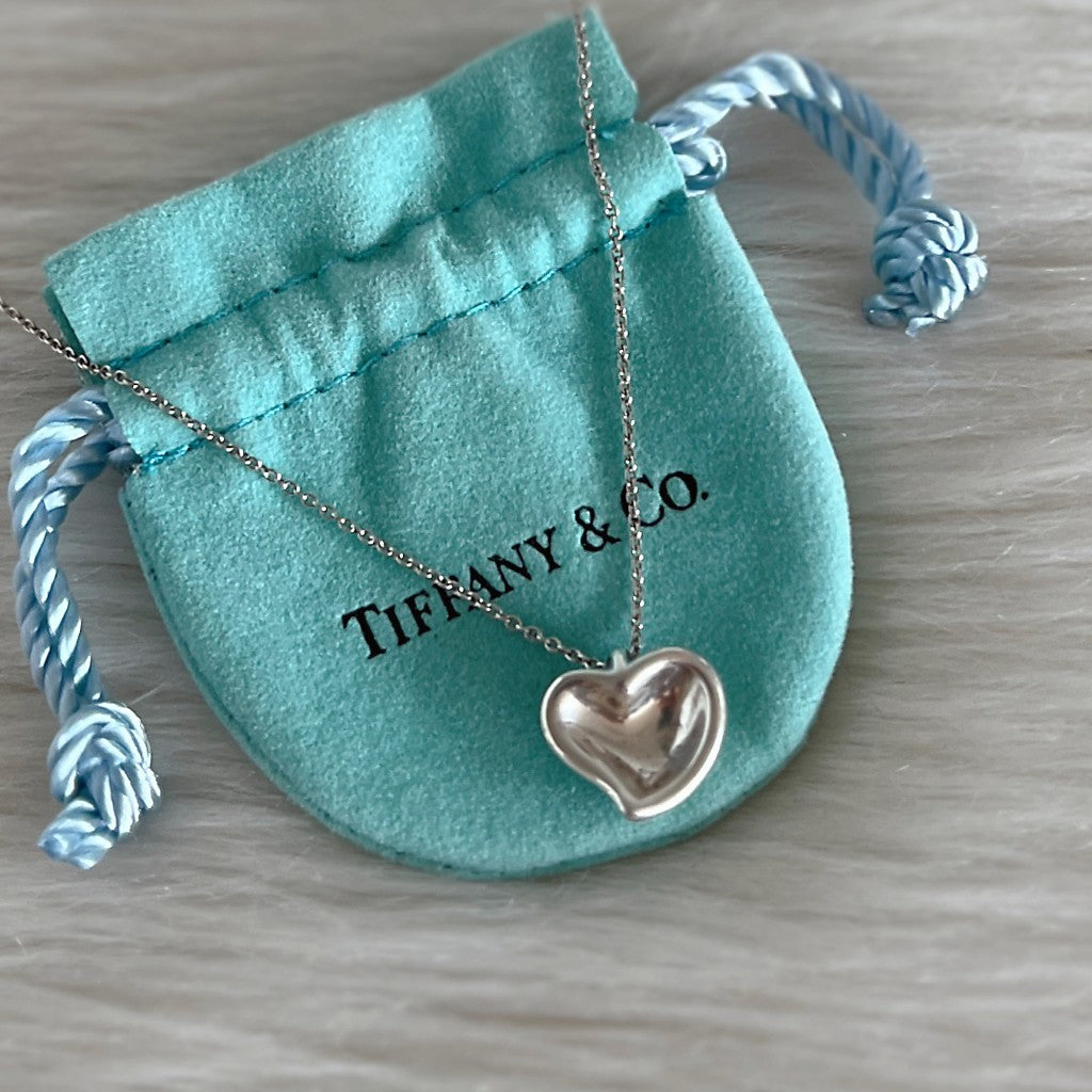 Tiffany & Co. 925 Silver Cute Solid Heart Necklace Excellent