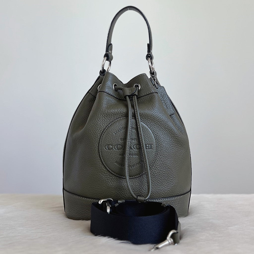 Coach Olive Leather Drawstring Bucket 2 Way Shoulder Bag Like New