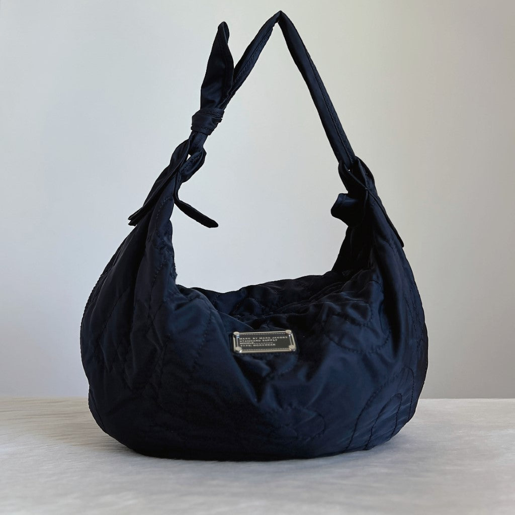 Marc Jacobs Black Nylon Half Moon Slouchy Shoulder Bag Excellent