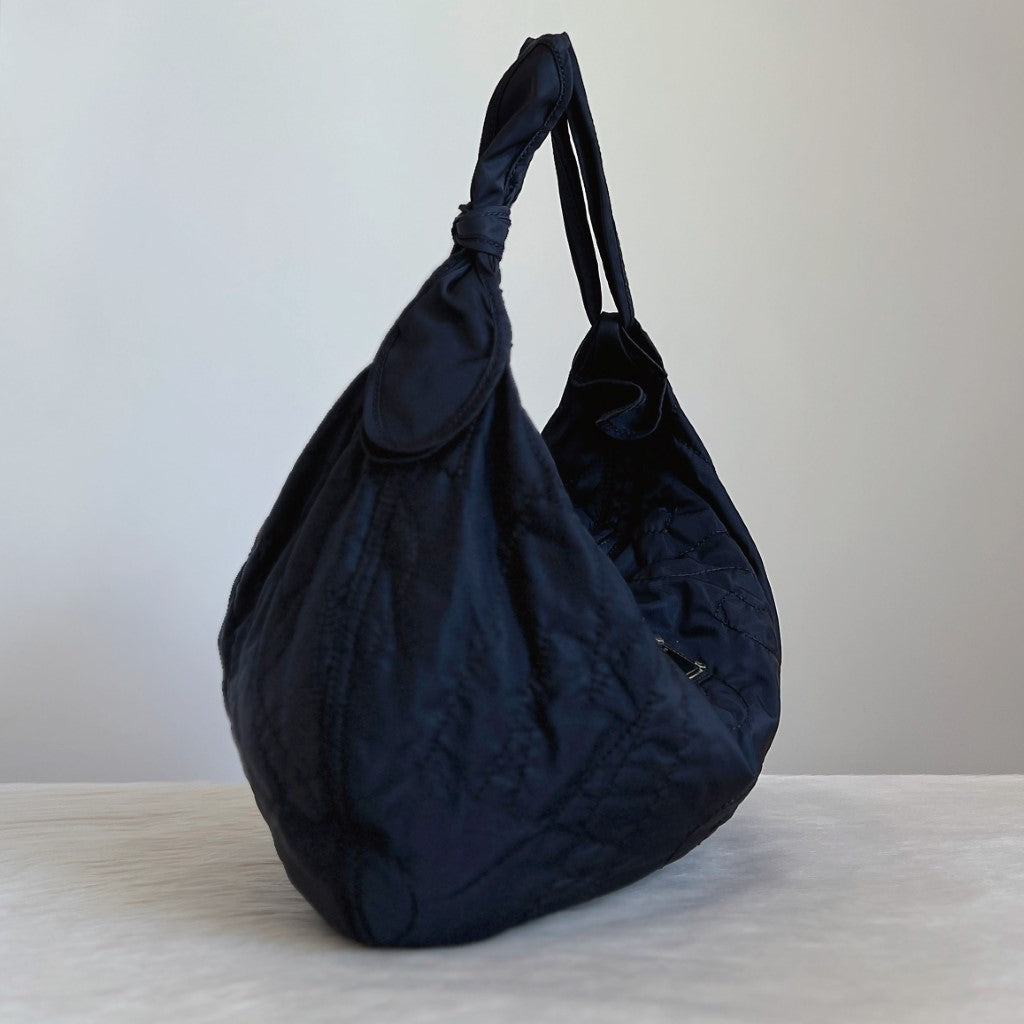 Marc Jacobs Black Nylon Half Moon Slouchy Shoulder Bag Excellent