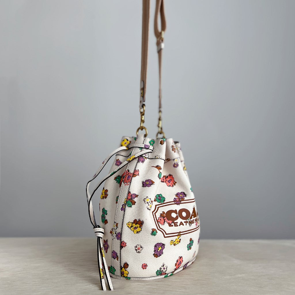 Coach Creamy Leather Floral Holiday Bucket Crossbody Shoulder Bag Like New