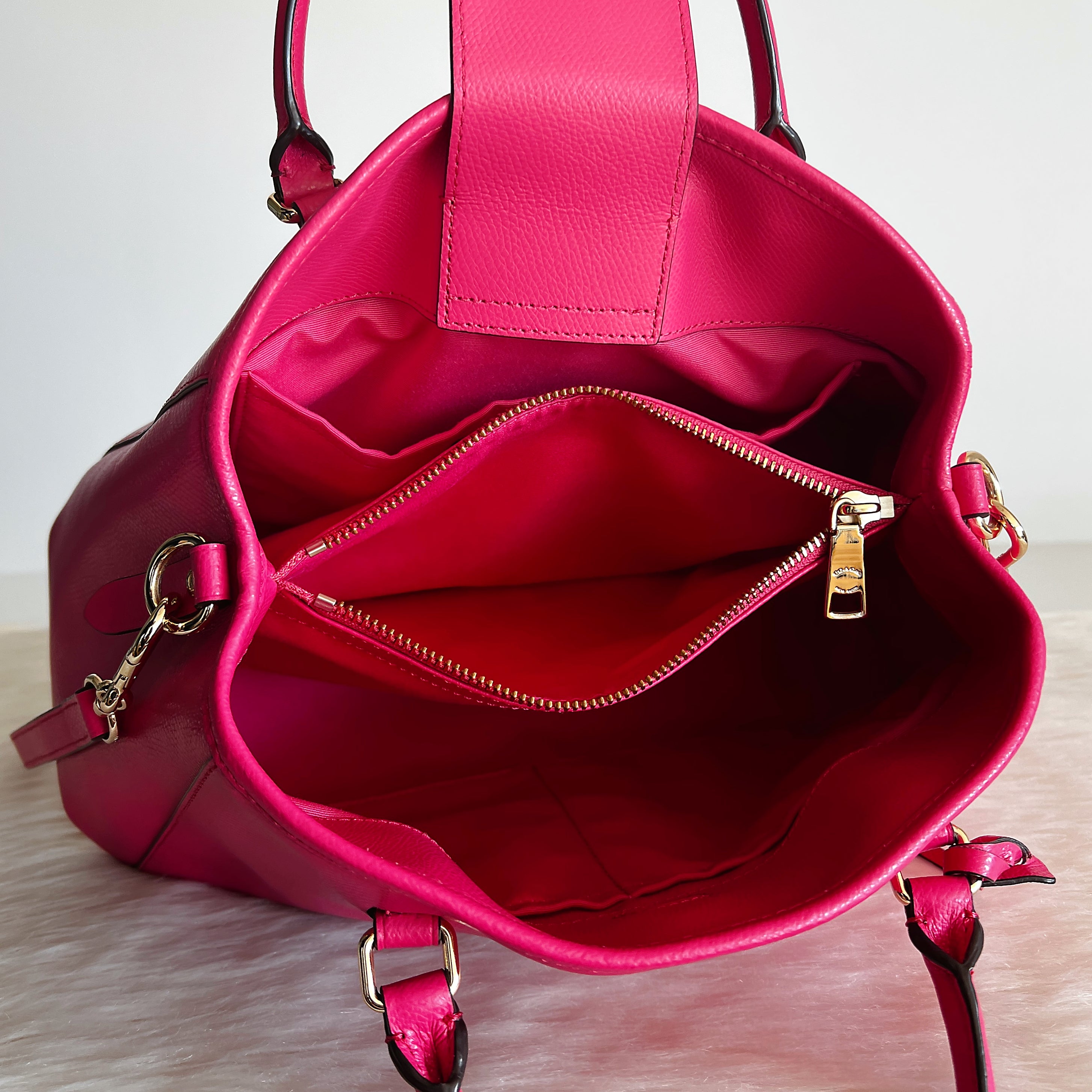 Coach Fuchsia Leather Triple Compartment 2 Way Shoulder Bag Like New