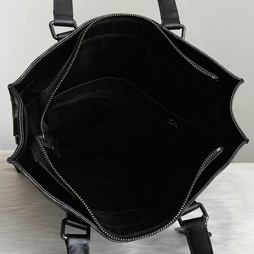 Coach Black Leather Monogram Book Tote Large Shoulder Bag Excellent