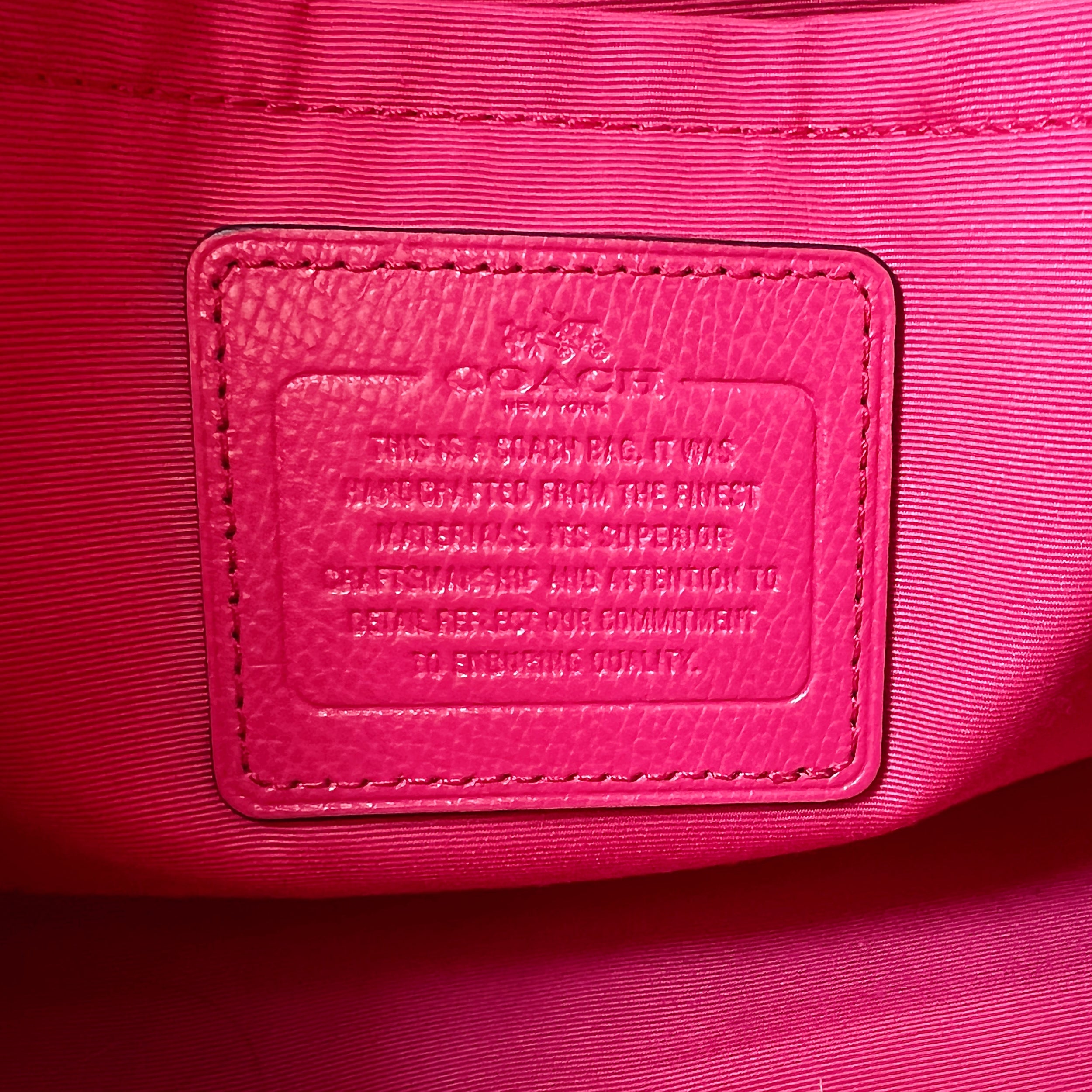 Coach Fuchsia Leather Triple Compartment 2 Way Shoulder Bag Like New