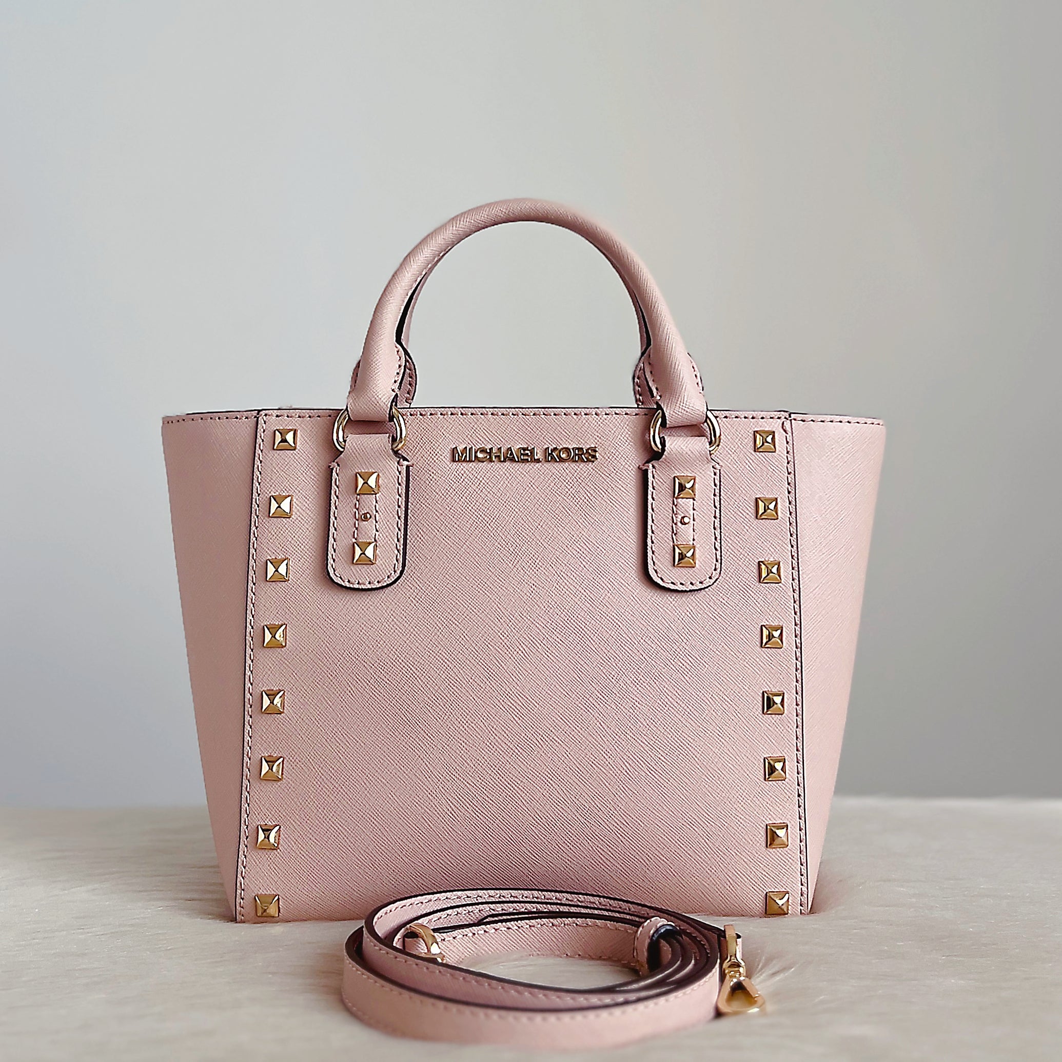 Michael Kors Pink Leather Studded Detail 2 Way Shoulder Bag Excellent
