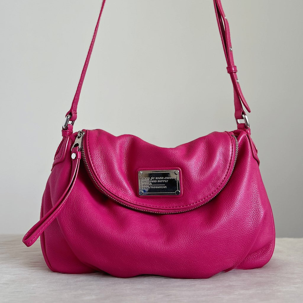 Marc Jacobs Fuschia Leather Front Logo Zip Flap Crossbody Shoulder Bag