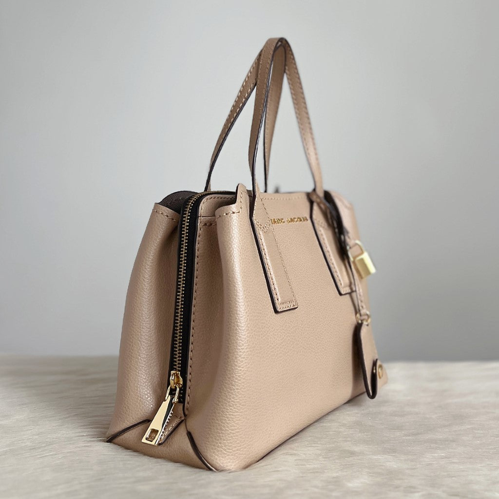 Marc Jacobs Beige Leather Triple Compartment 2 Way Shoulder Bag Like New