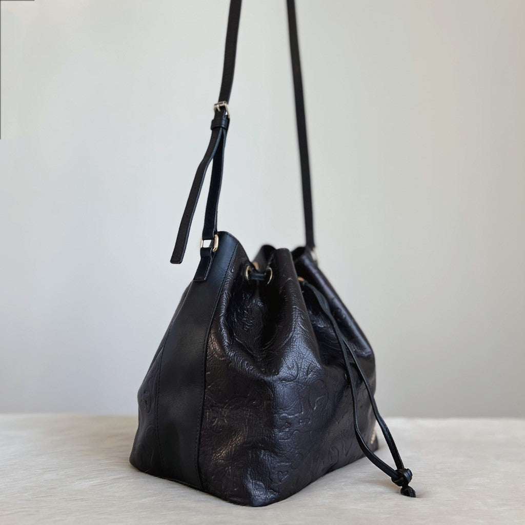 Vivienne Westwood Black Leather Drawstring Bucket Shoulder Bag Excellent