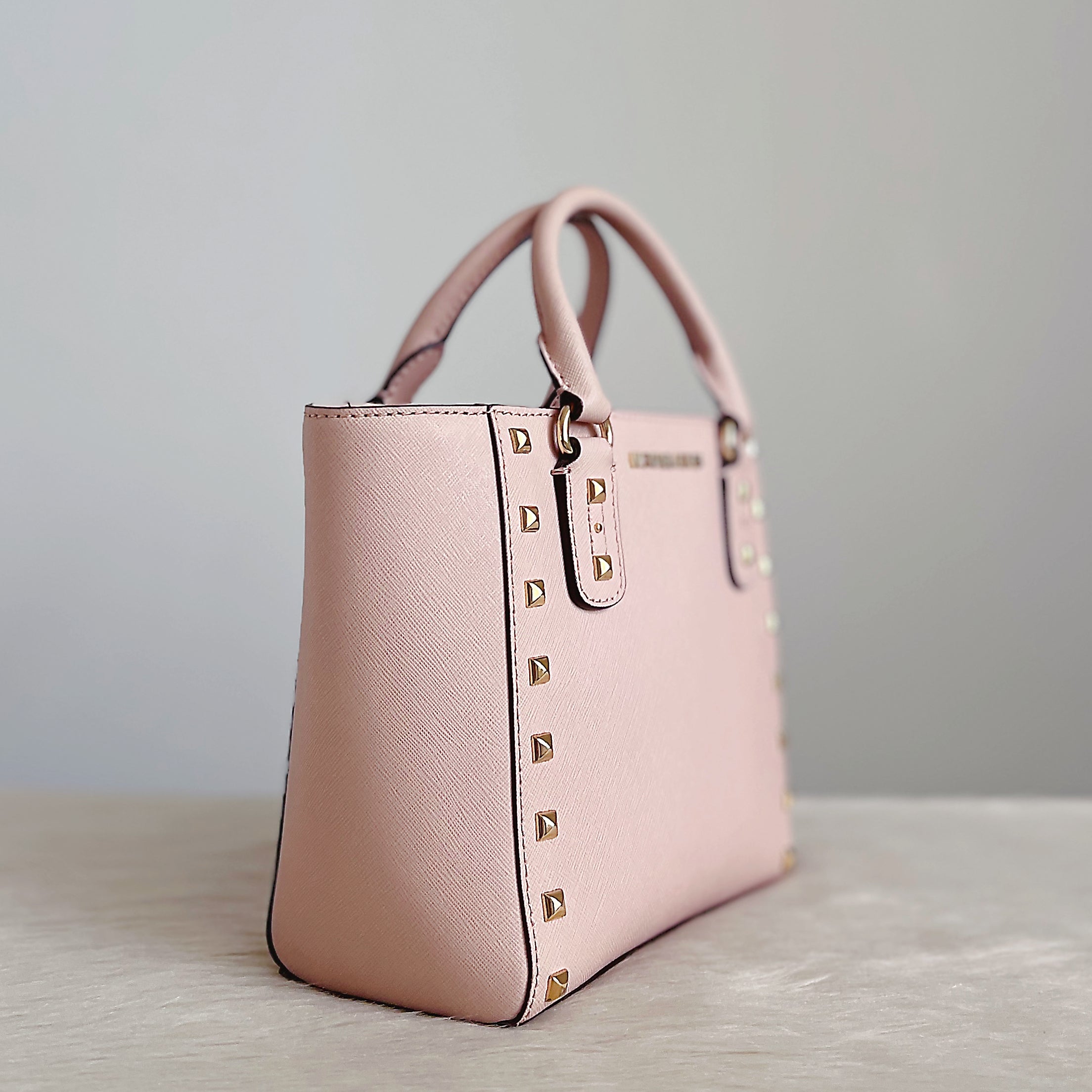 Michael Kors Pink Leather Studded Detail 2 Way Shoulder Bag Excellent