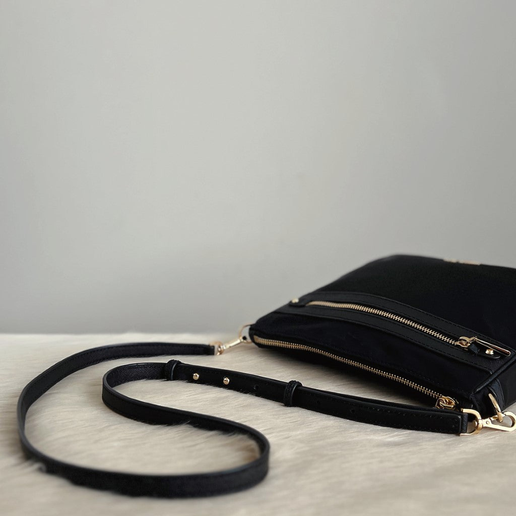 Michael Kors Black Patchwork Messenger Crossbody Shoulder Bag Like New