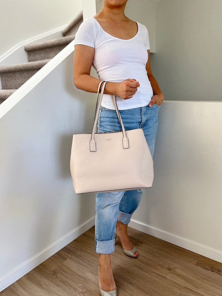 Kate Spade Grey Leather Front Logo Carryall Shoulder Bag + Clutch Pouch Excellent