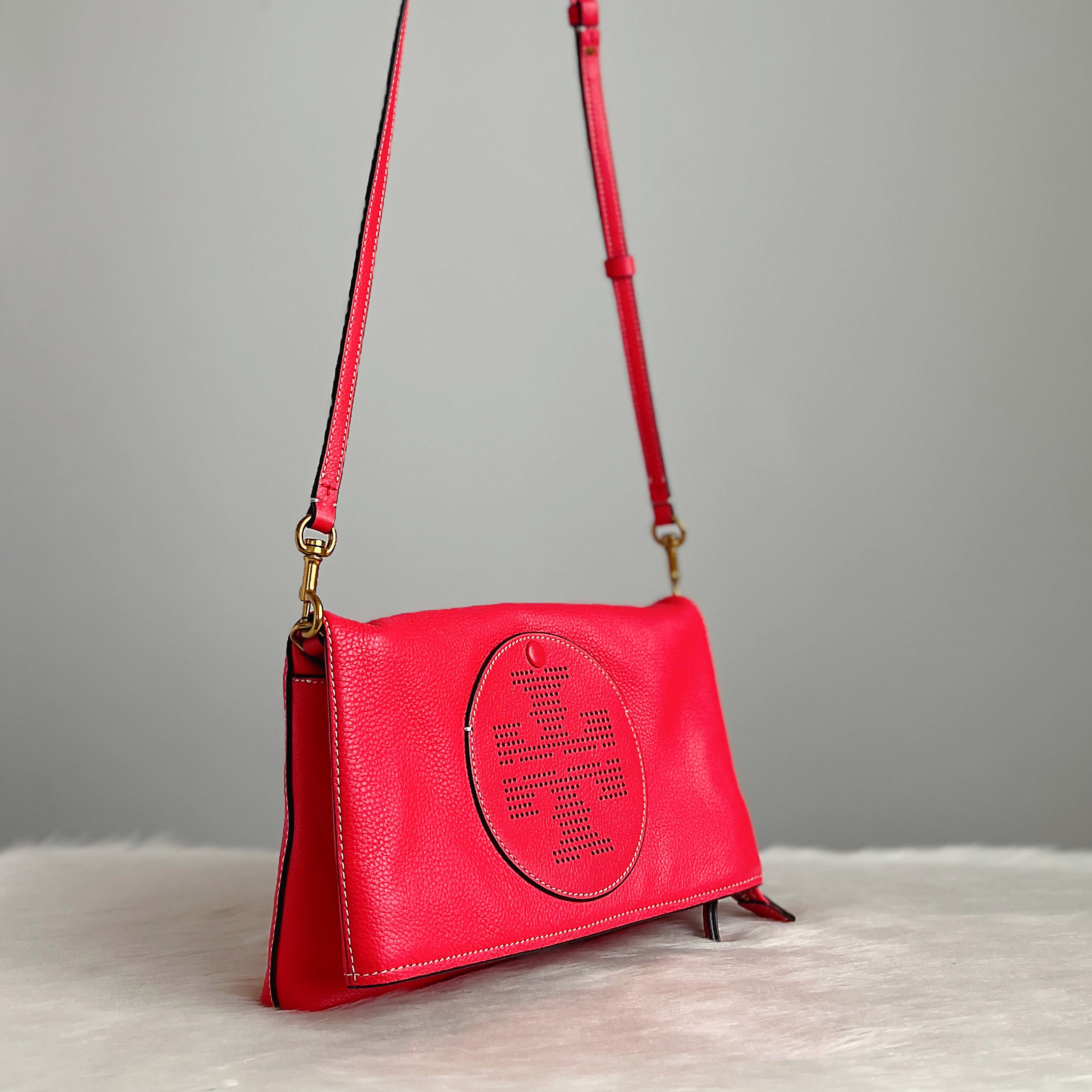 Tory Burch Strawberry Leather Front Logo Crossbody Shoulder Bag Excellent