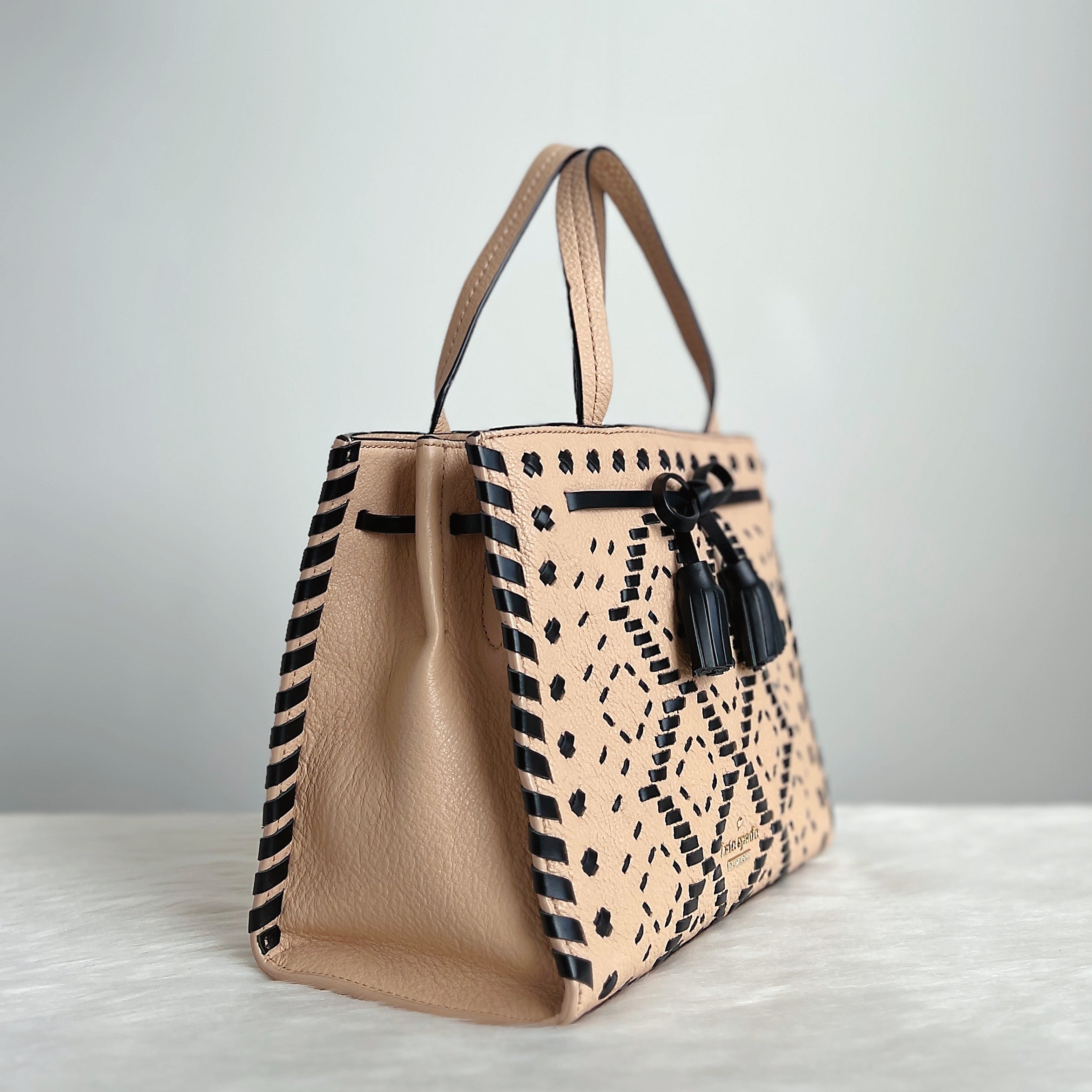 Kate Spade Two Tone Leather Woven Triple Compartment 2 Way Shoulder Bag Like New