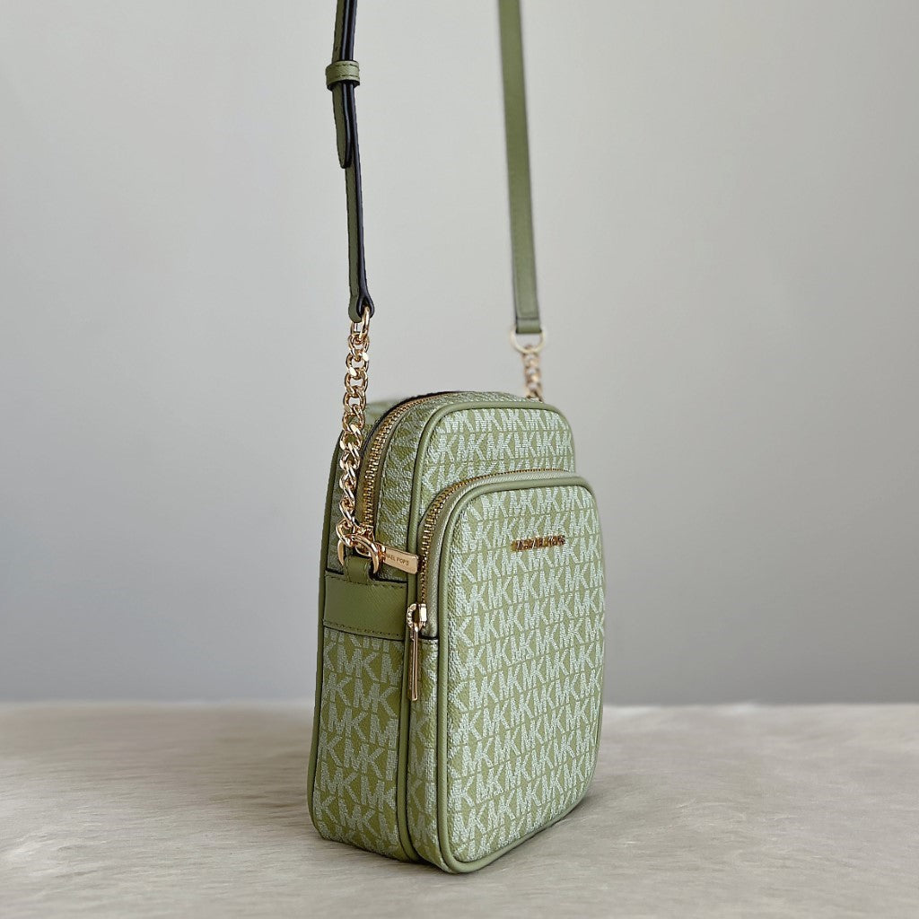 Michael Kors Green Leather Monogram Camera Crossbody Shoulder Bag Like New