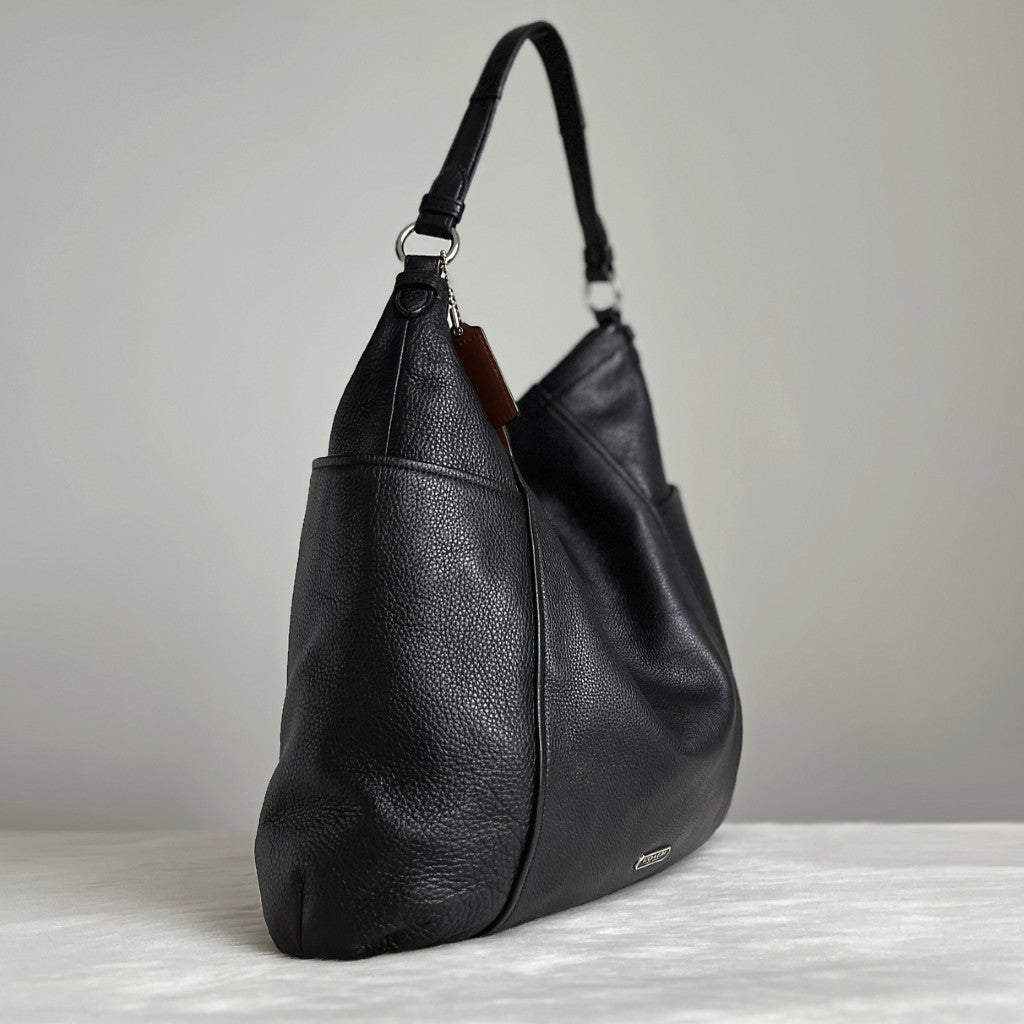 Coach Black Leather Front Logo Slouchy 2 Way Shoulder Bag Like New