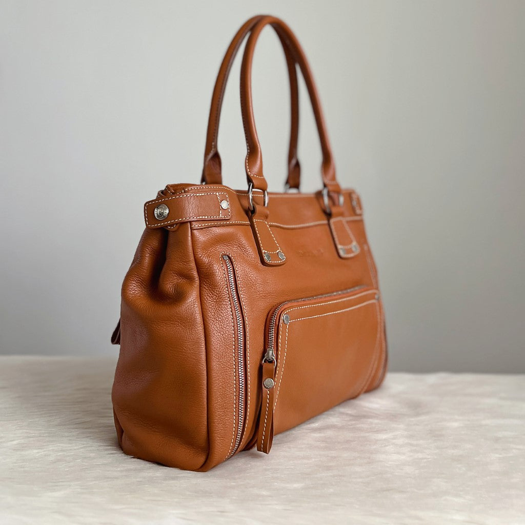 Longchamp Caramel Leather Front Zip Compartment Career Shoulder Bag Excellent