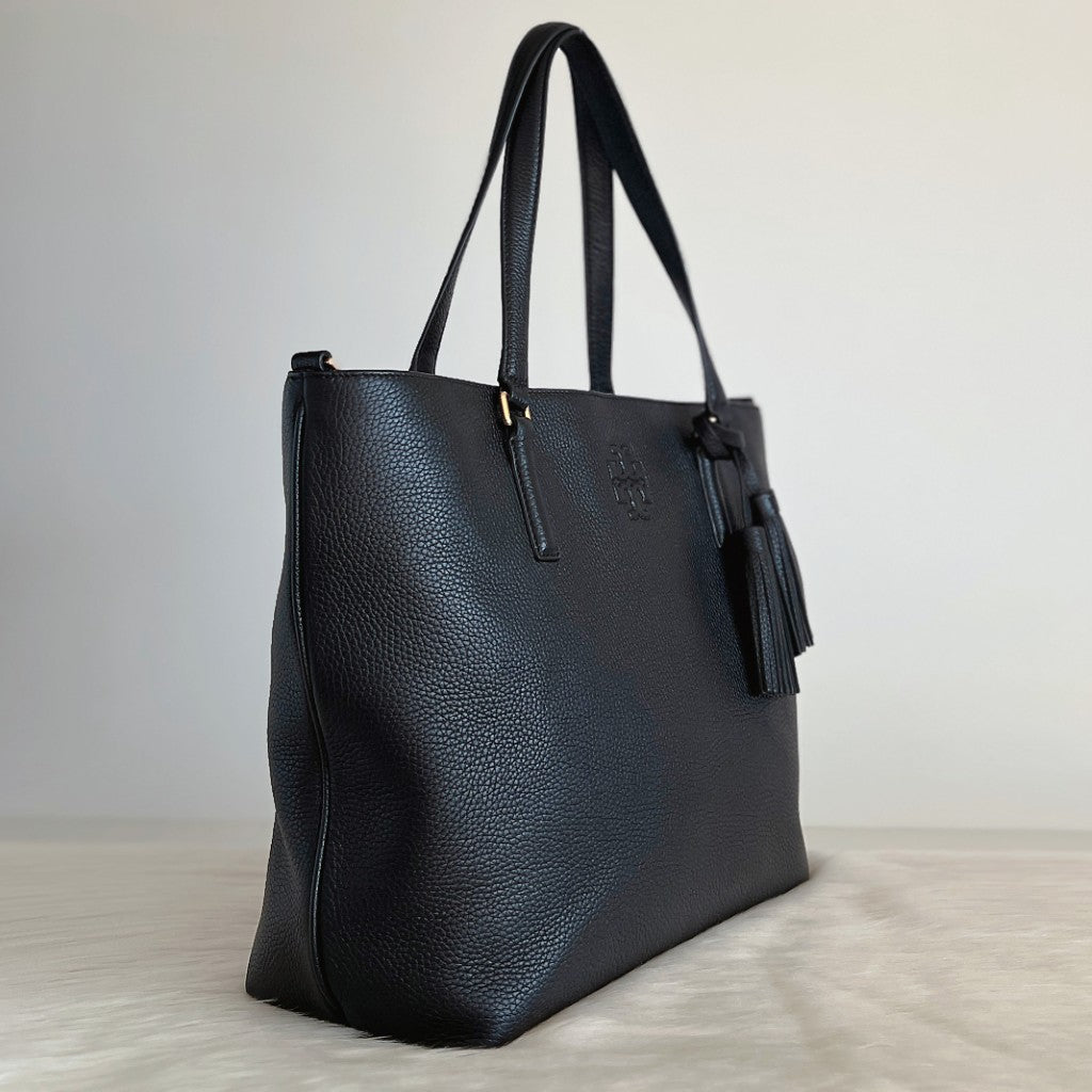 Tory Burch Black Leather Front Logo Tassel Charm 2 Way Shoulder Bag Like New