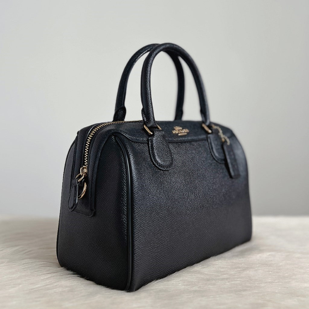 Coach Black Leather Front Logo Boston 2 Way Shoulder Bag Like New