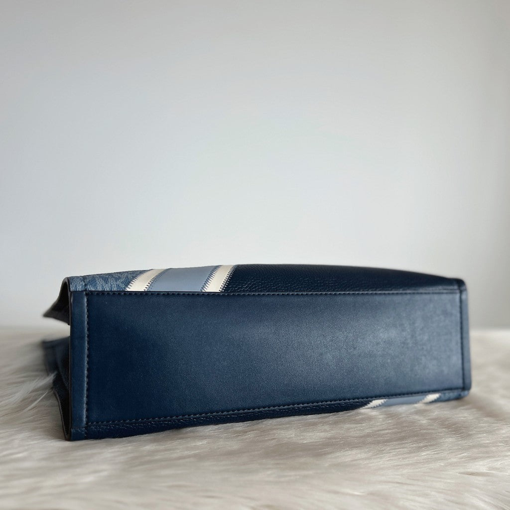 Michael Kors Navy Leather Monogram Patchwork Book Tote 2 Way Shoulder Bag Like New