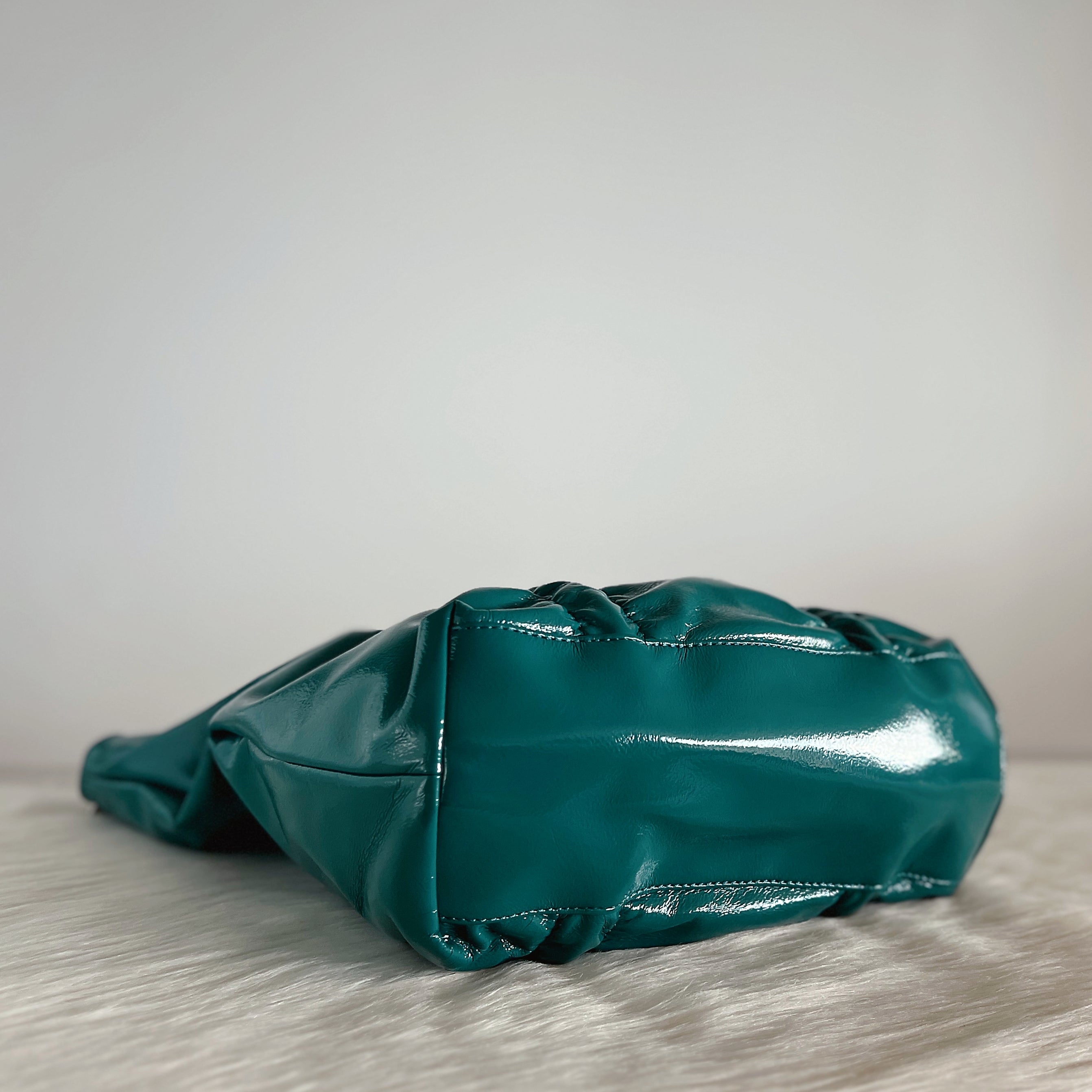 Anna Sui Patent Teal Leather Triple Compartment Shopper Shoulder Bag Like New