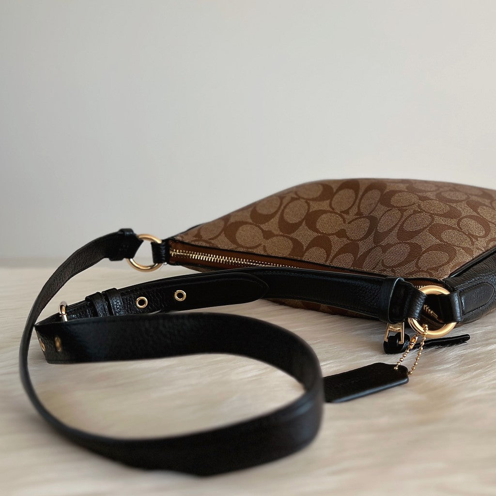 Coach Black Leather Monogram Front Logo Crossbody Shoulder Bag Like New