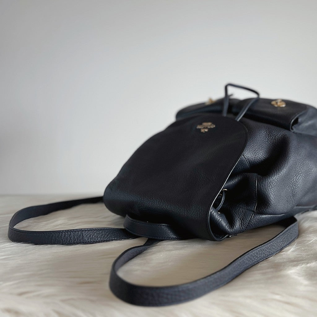Coach Navy Leather Front Logo Drawstring Turn Lock Pocket Backpack Like New