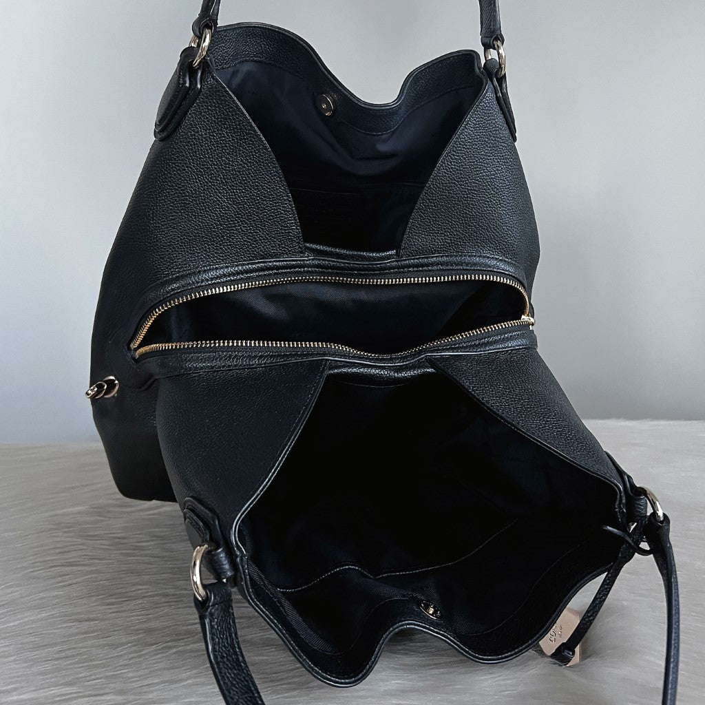Coach Black Leather Triple Compartment Shoulder Bag Like New