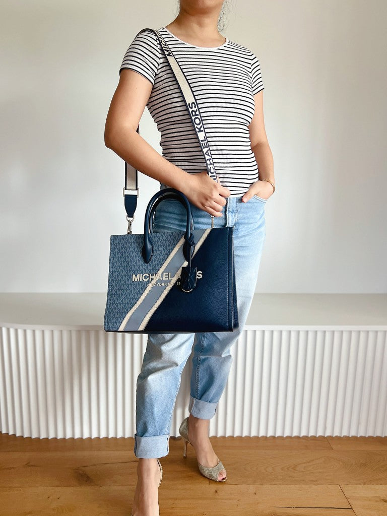 Michael Kors Navy Leather Monogram Patchwork Book Tote 2 Way Shoulder Bag Like New