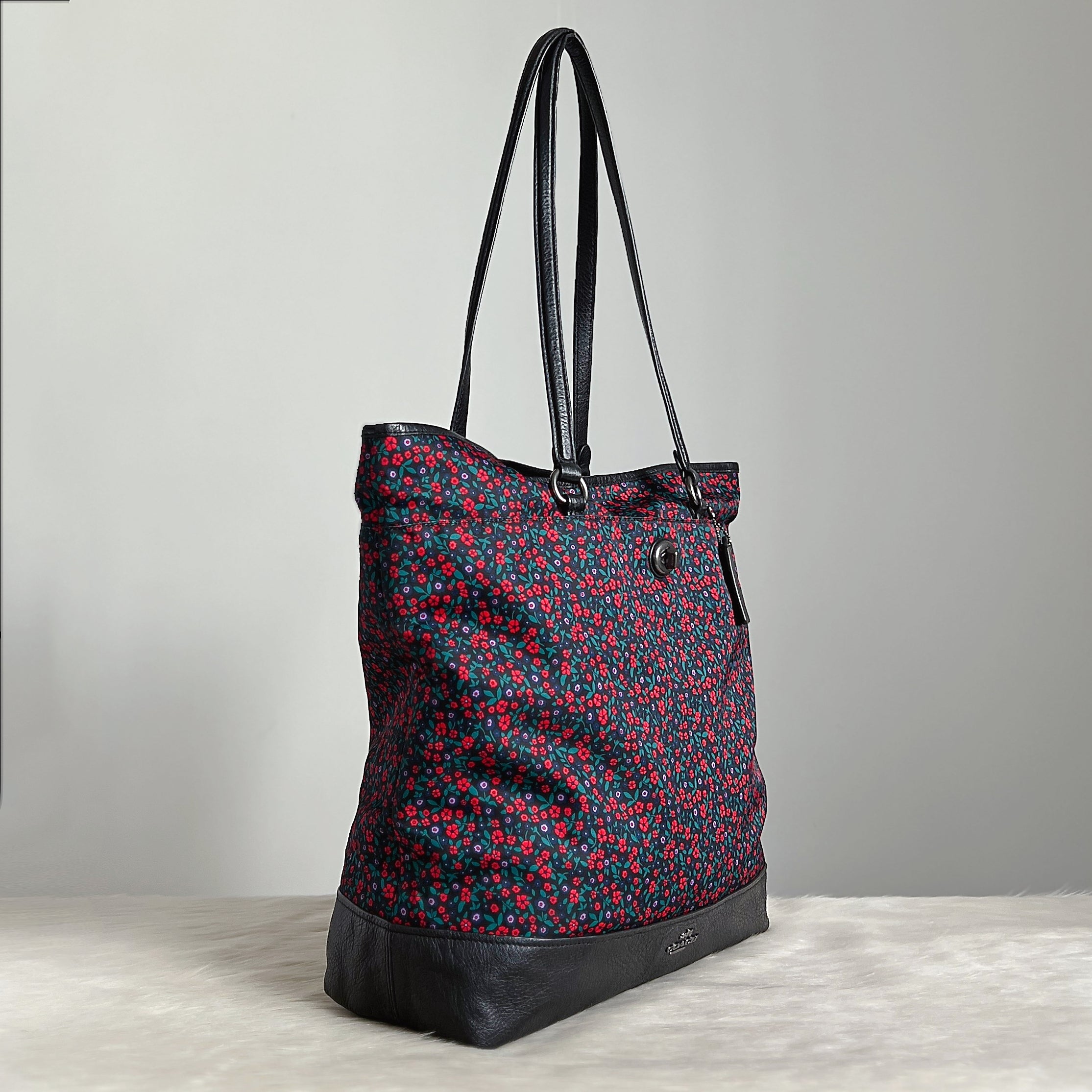 Designer bags auckland online