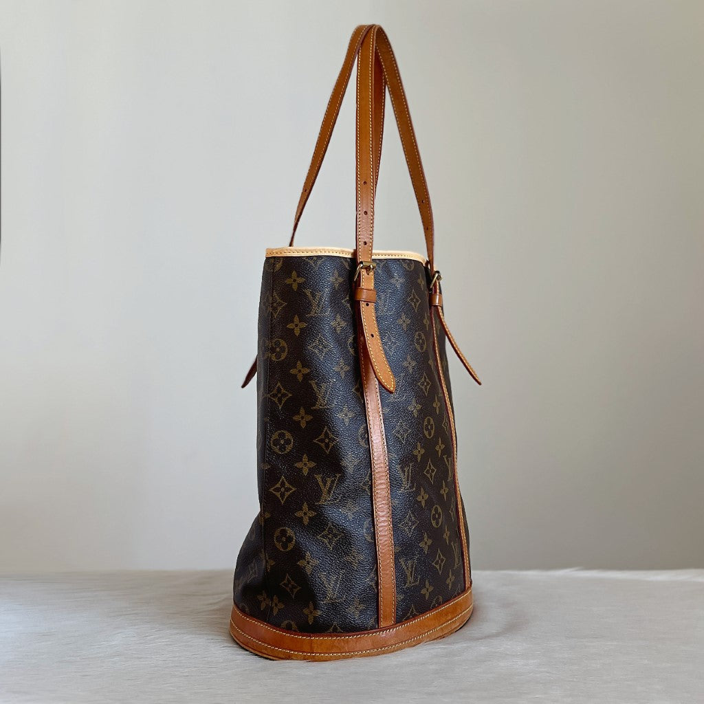 Louis Vuitton Signature Monogram Bucket GM Shoulder Bag