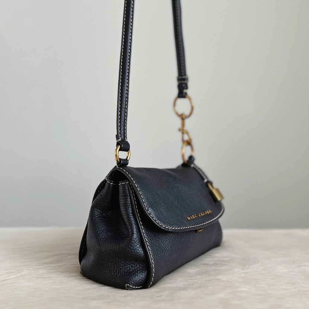 Marc Jacobs Black Leather Lock Charm Crossbody Shoulder Bag Excellent