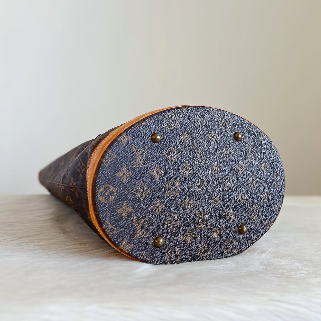 Louis Vuitton Signature Monogram Bucket GM Shoulder Bag