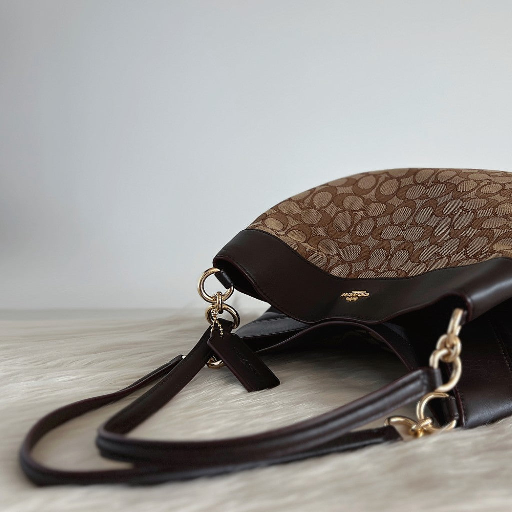 Coach Chocolate Leather Monogram Triple Compartment Shoulder Bag Like New