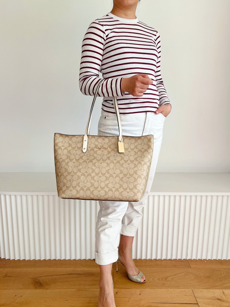 Coach Creamy Leather Monogram Front Logo Carryall Shoulder Bag Like New