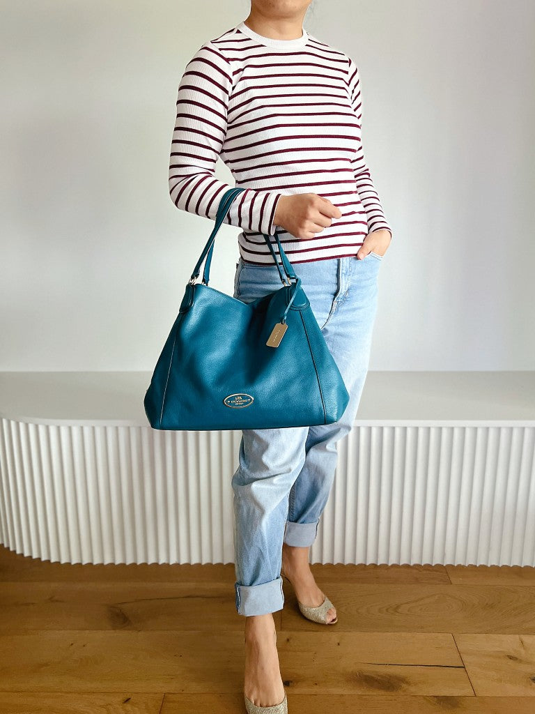 Coach Teal Leather Front Logo Triple Compartment Shoulder Bag Like New