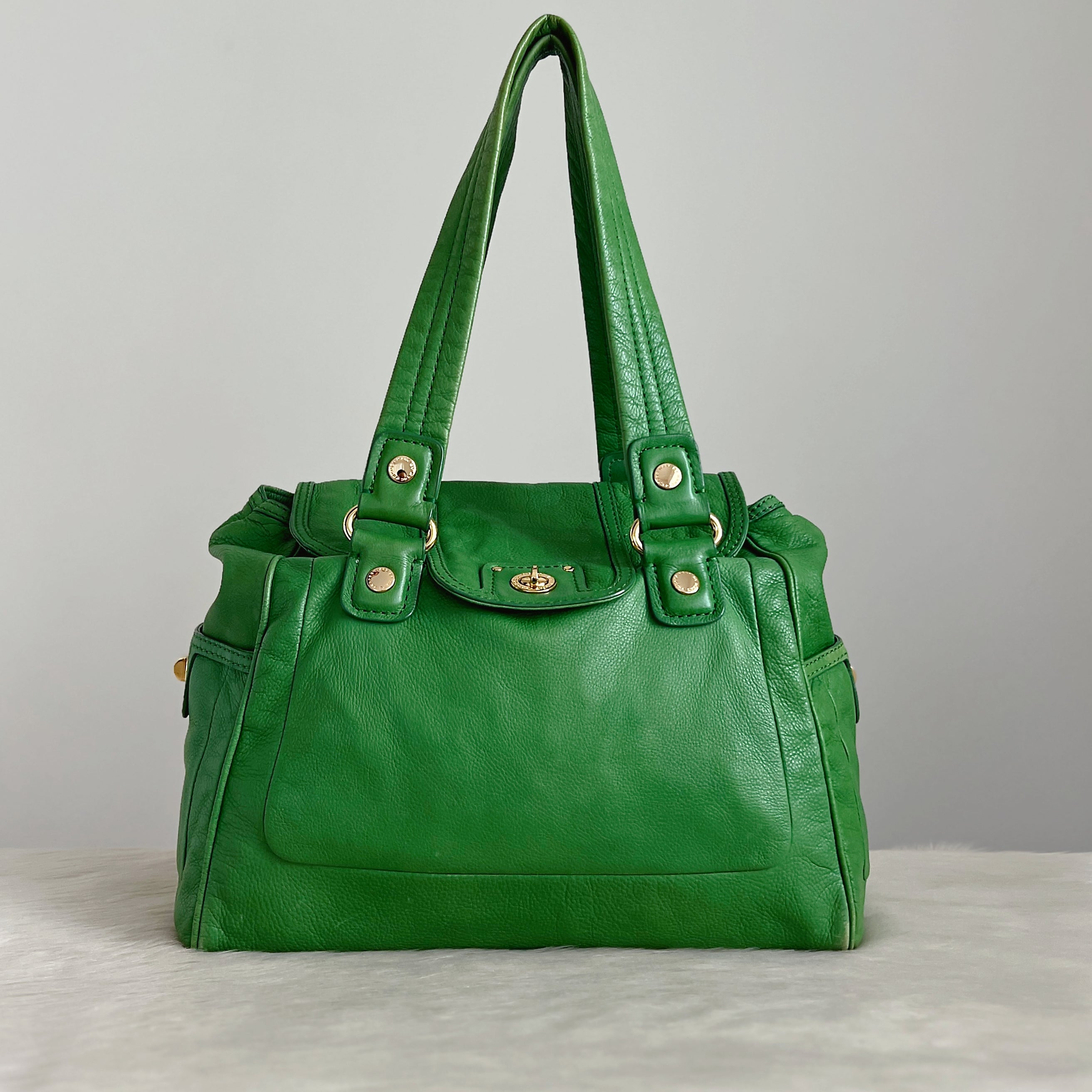 Marc Jacobs Green Leather Turn Lock Detail Shoulder Bag