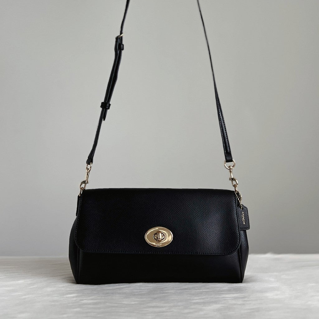 Coach Black Leather Turn Lock Flap Crossbody Shoulder Bag Like New