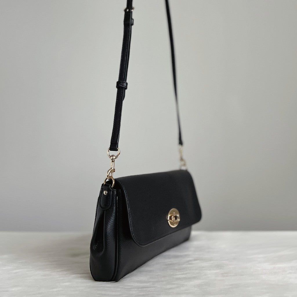Coach Black Leather Turn Lock Flap Crossbody Shoulder Bag Like New