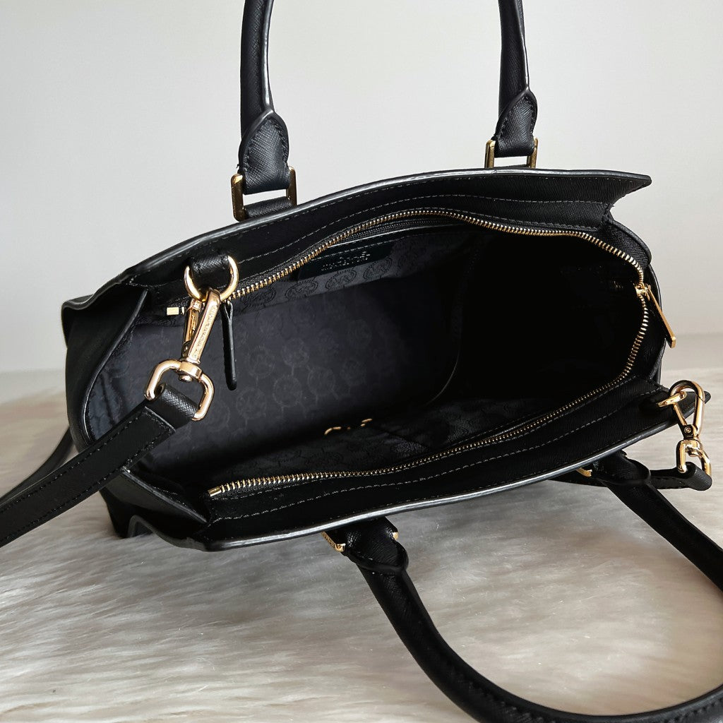 Michael Kors Black Leather Front Logo 2 Way Shoulder Bag Excellent
