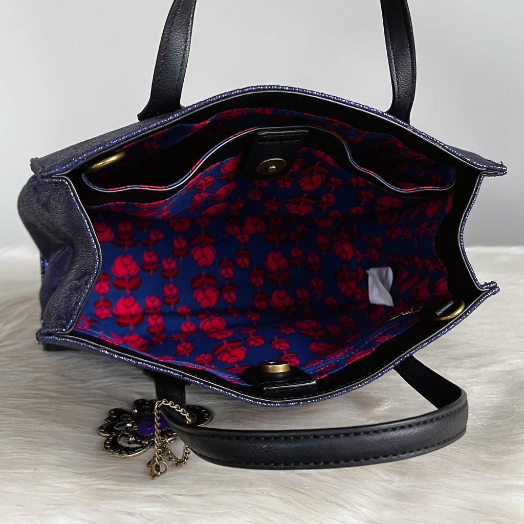 Anna Sui Signature Butterfly Charm 2 Way Shoulder Bag 2 in 1 Excellent
